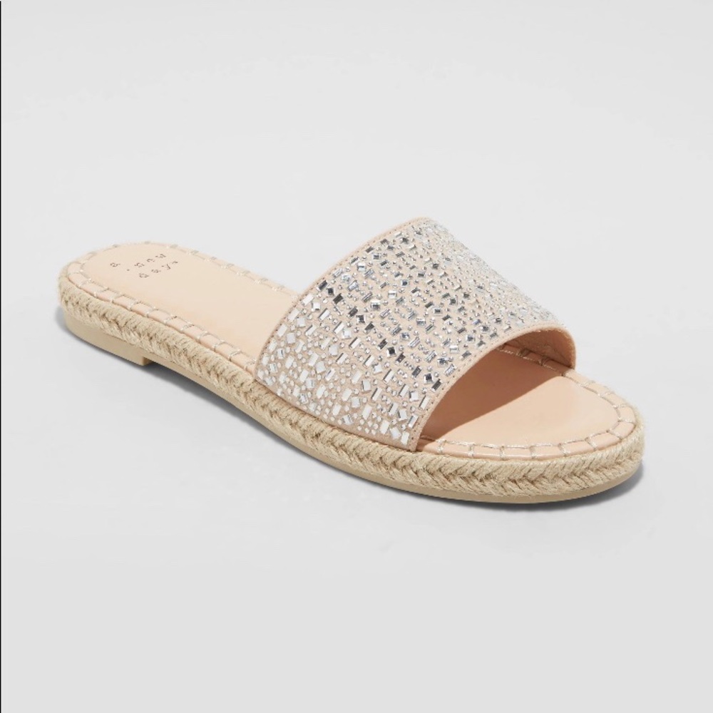 Nwot Rhinestone espadrille slides